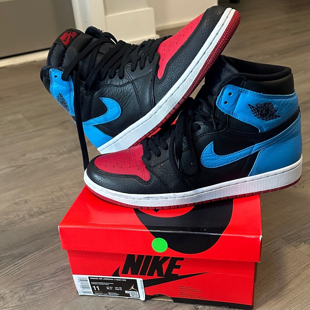 Nike Air Jordan 1 High OG ‘NC to Chi’ - Women Size 11, Men Size 9.5 (2020)